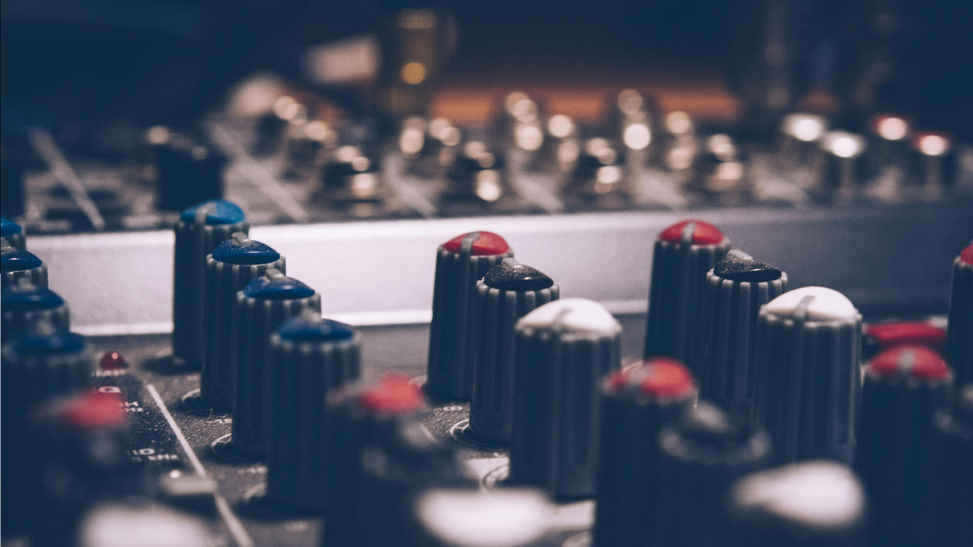 Vocal Tuner Explained: How to Get Transparent Pitch